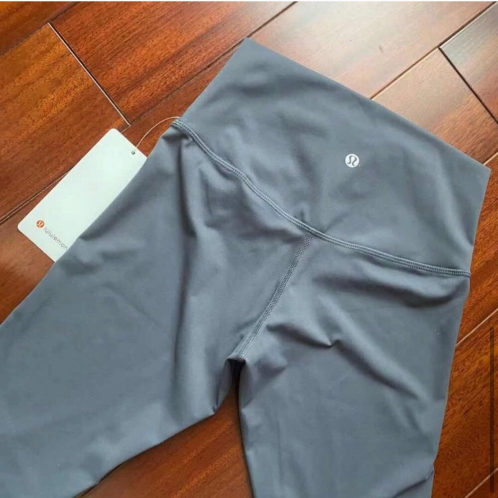 Fake Align Lululemon - Picture 14 of 16